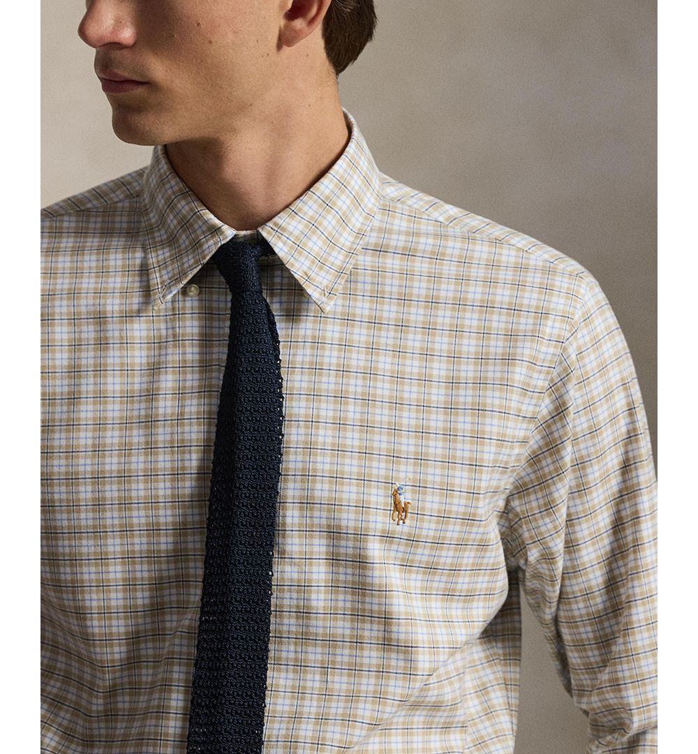 Men's Classic-Fit Performance Oxford Shirt