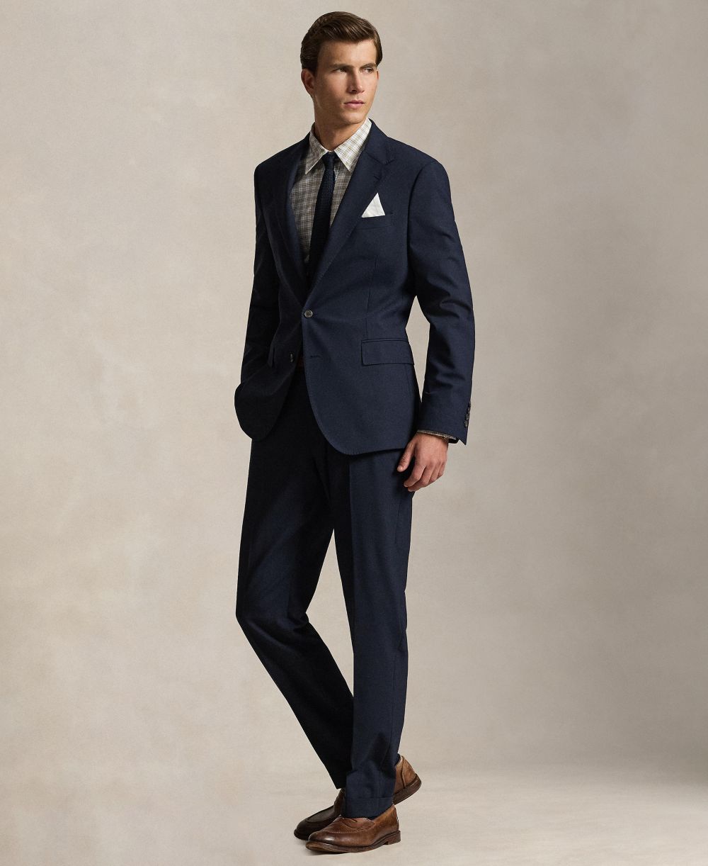Men's Classic-Fit Performance Oxford Shirt