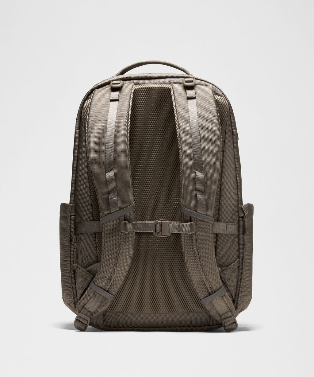 Cruiser Backpack 26L *Updated Nomad/Wacky Khaki