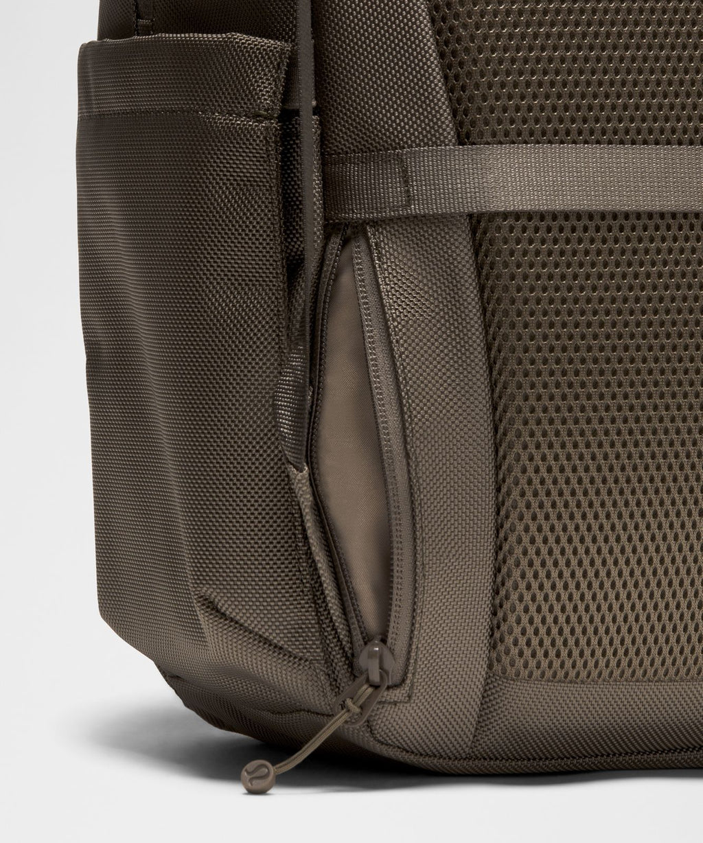 Cruiser Backpack 26L *Updated Nomad/Wacky Khaki