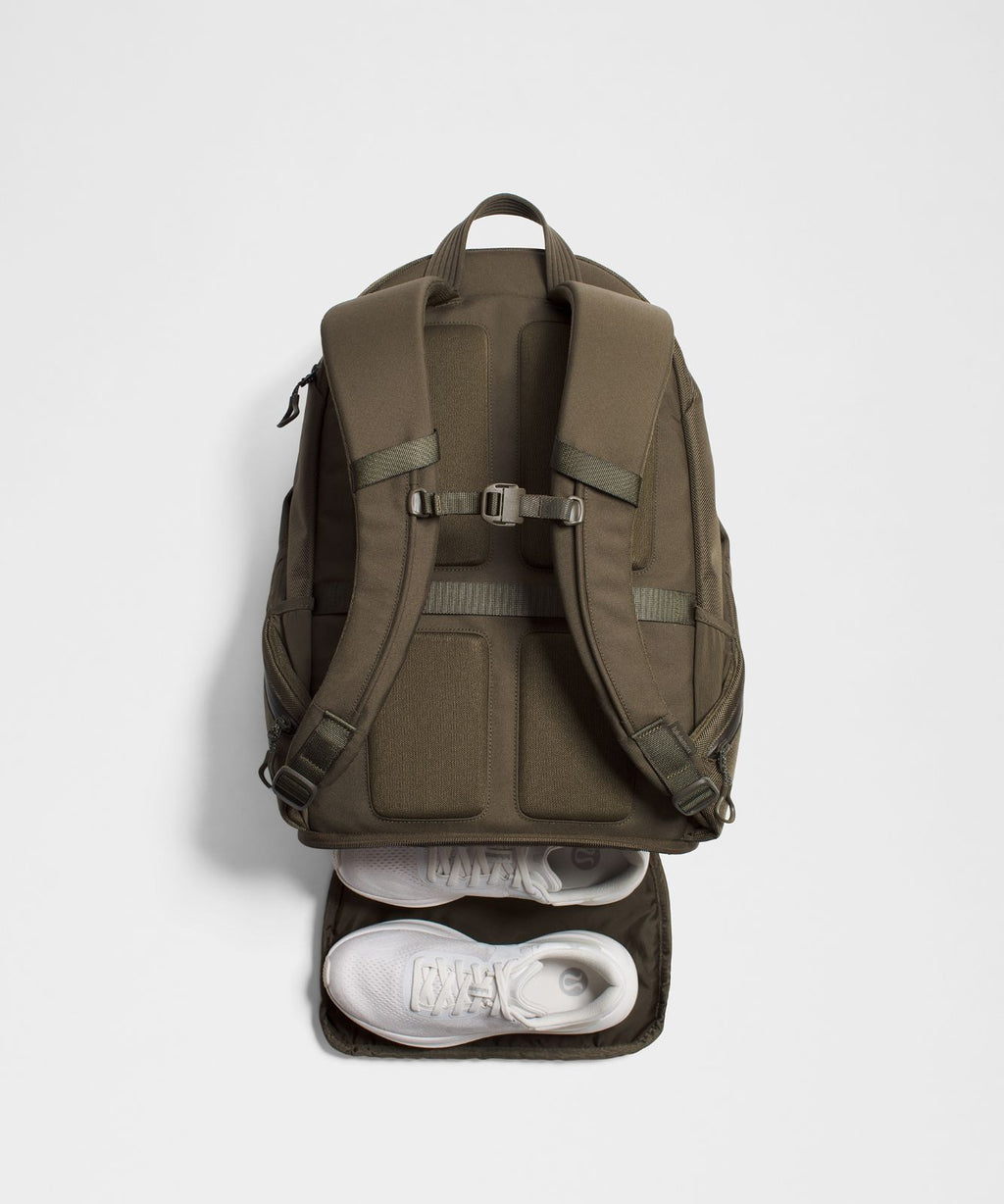 Daily Dispatch Backpack 28L Olive Brown