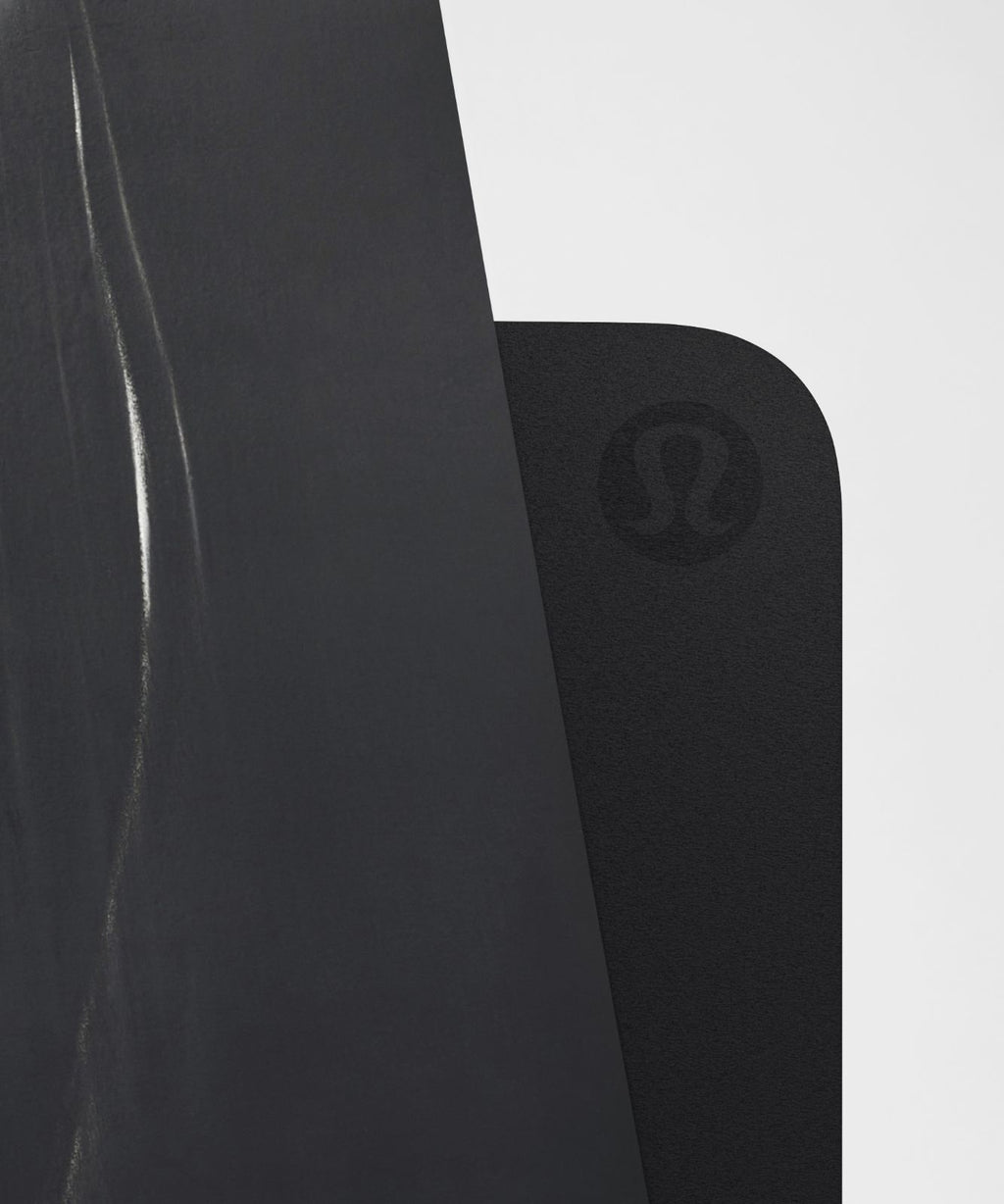 The (Big) Mat 5mm *Made With FSC™ Certified Rubber Black/White/Black