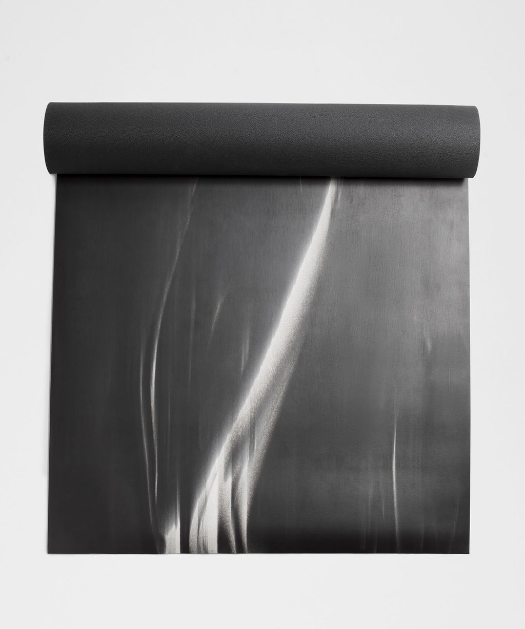 The Mat 5mm *Made With FSC™ Certified Rubber Black/White/Black
