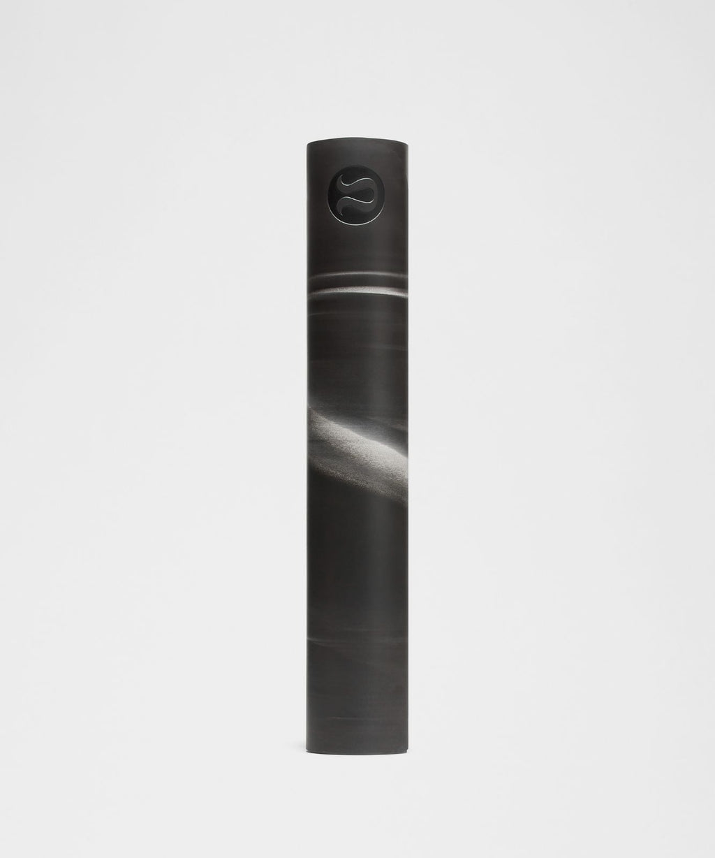 The Mat 5mm *Made With FSC™ Certified Rubber Black/White/Black
