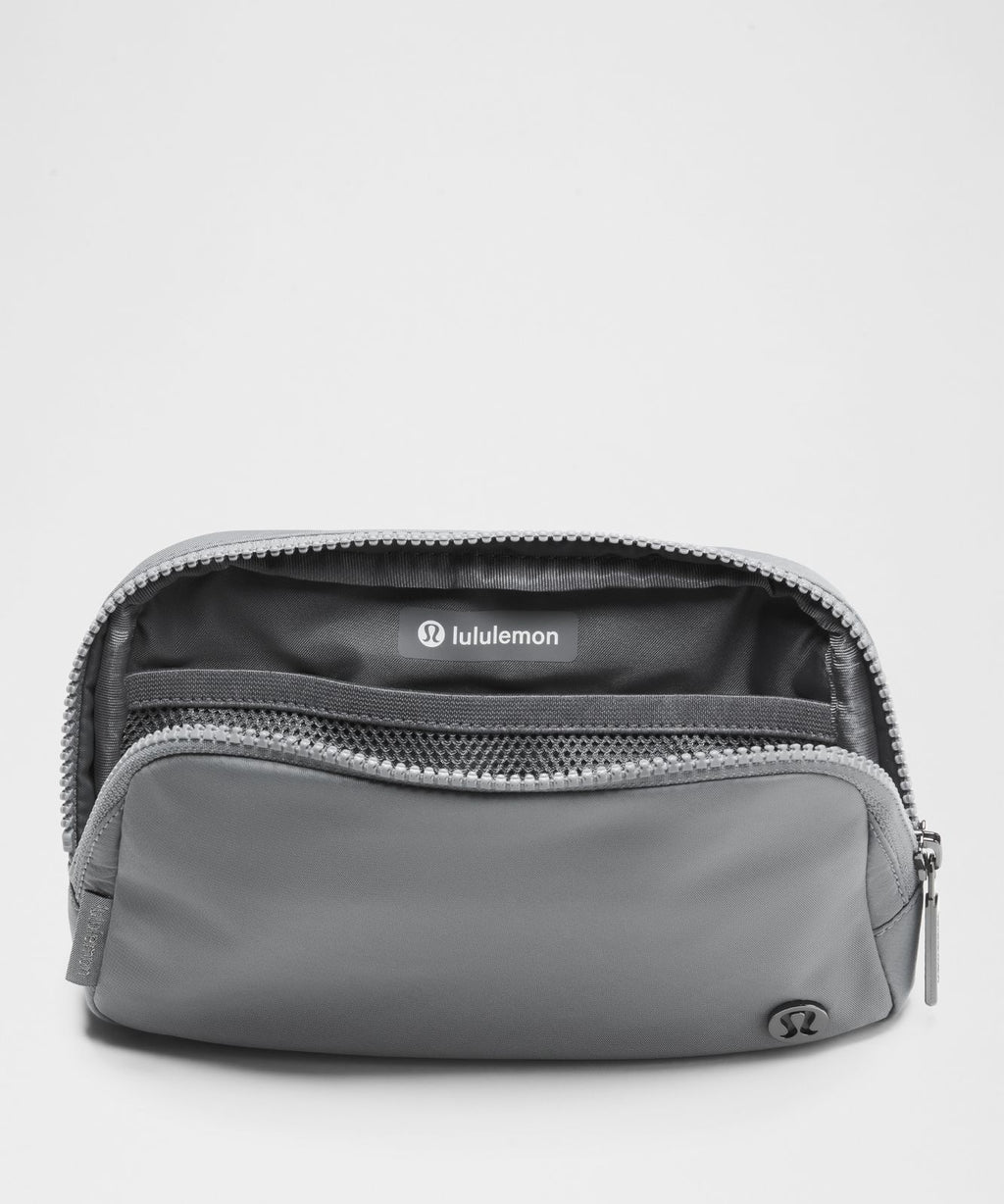 Everywhere Belt Bag 1L Asphalt Grey
