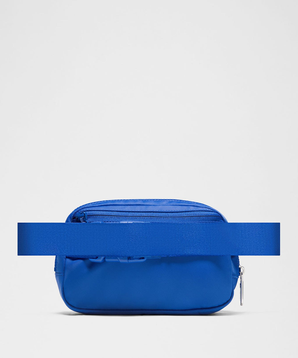 Everywhere Belt Bag 1L Beach Ball Blue/Silver