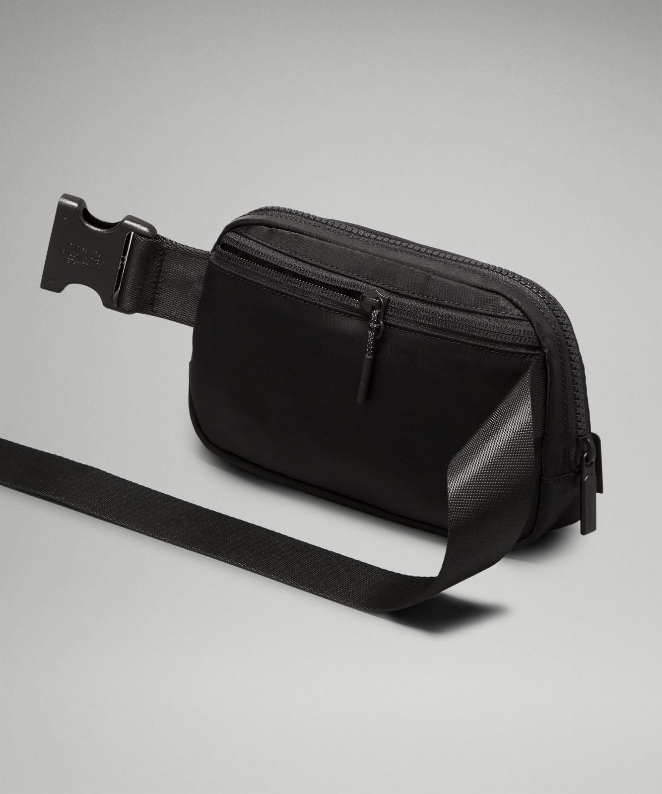 Everywhere Belt Bag 1L Black/Black