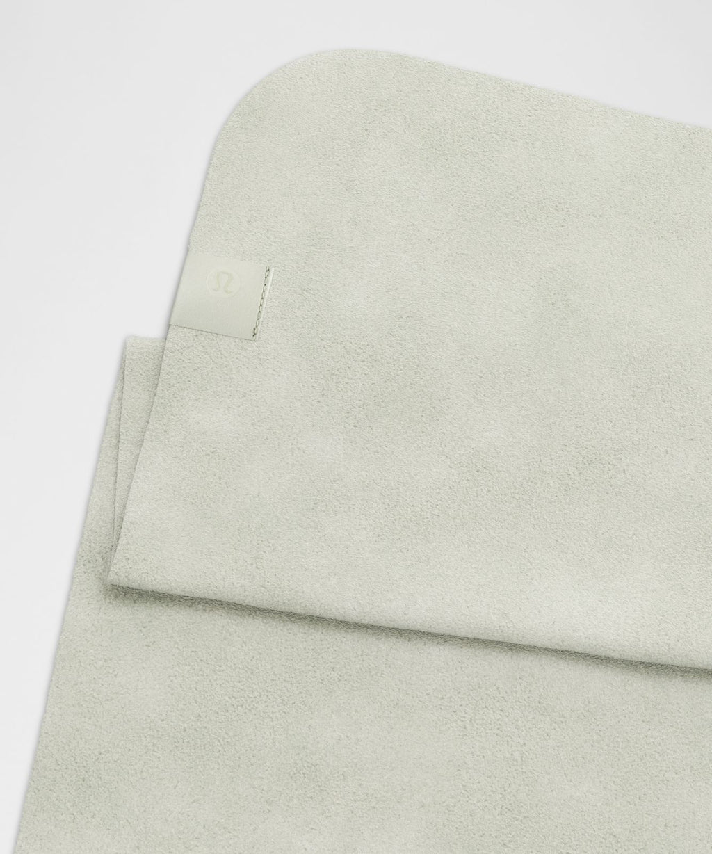 The (Small) Towel Meadow Haze