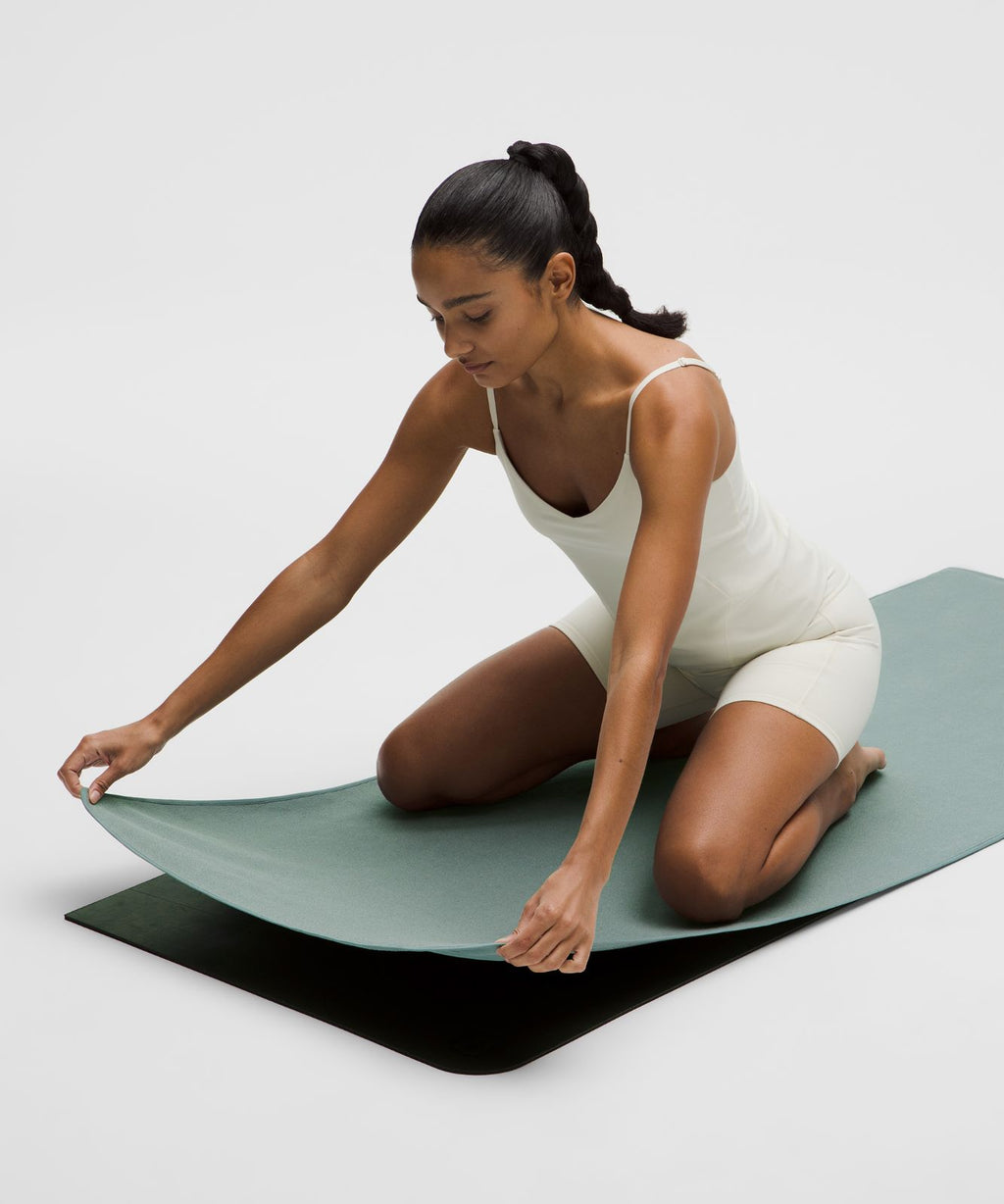 Yoga Mat Towel with Grip Crater Blue