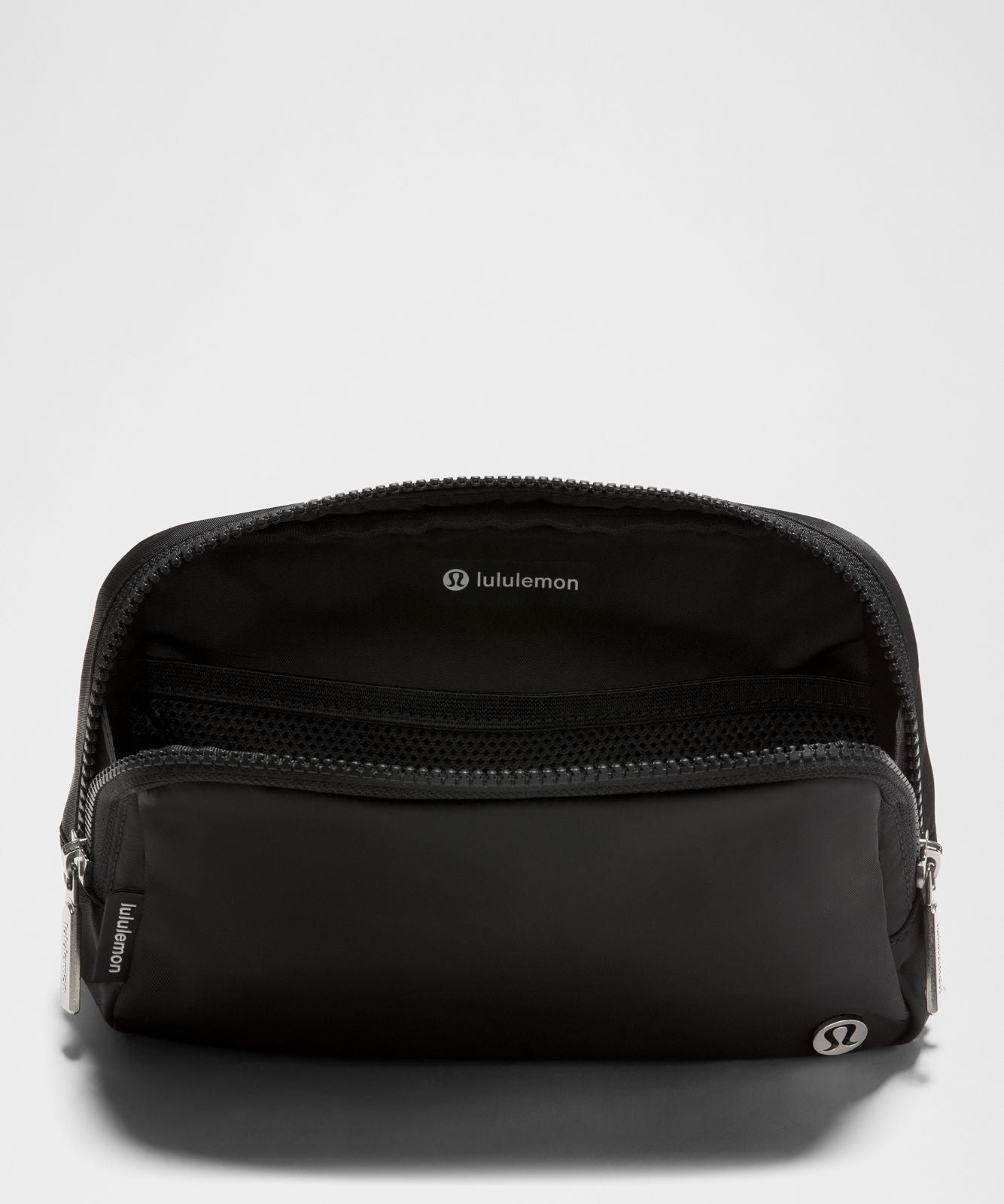 Everywhere Belt Bag Large 2L Black