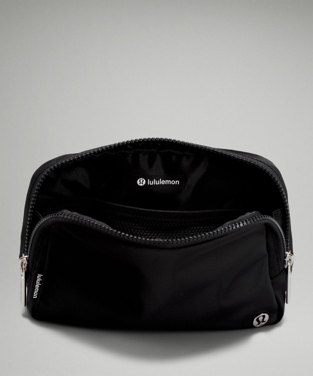 Everywhere Belt Bag Large 2L Black