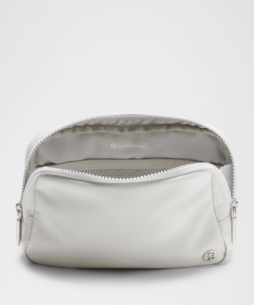 Everywhere Belt Bag Large 2L Vapor