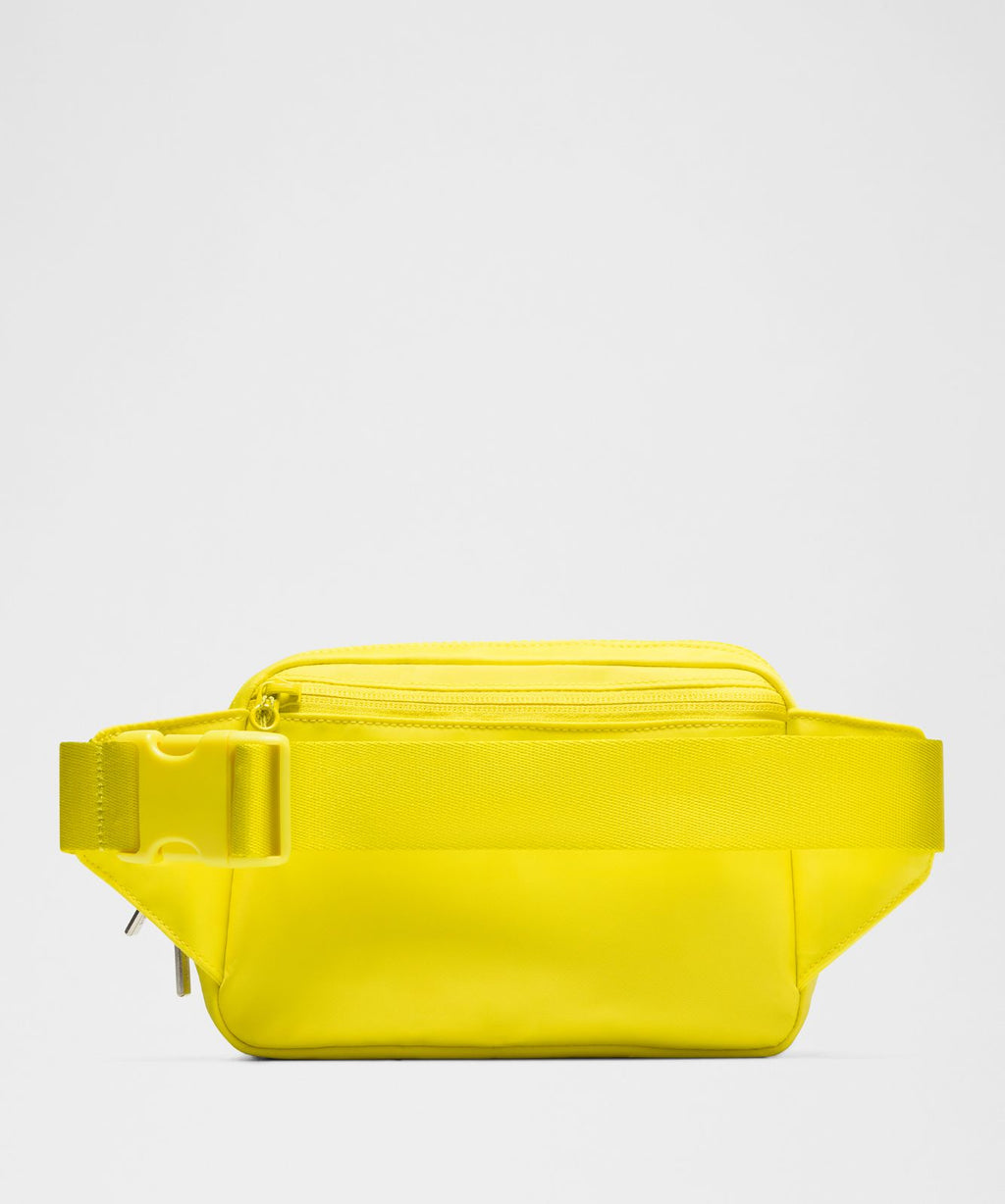 Everywhere Belt Bag Large 2L Daisy Glow