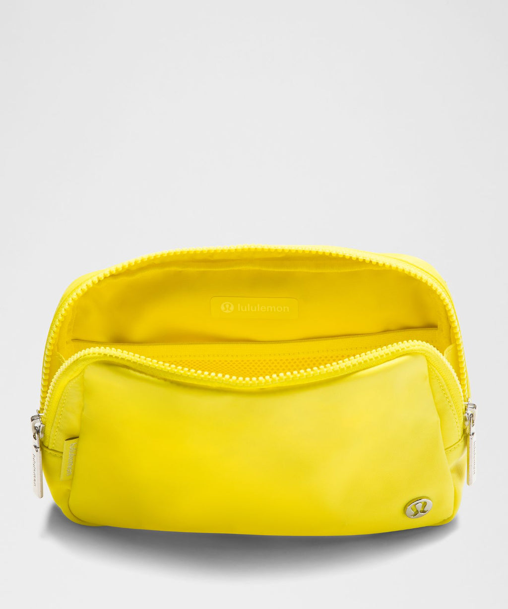 Everywhere Belt Bag Large 2L Daisy Glow