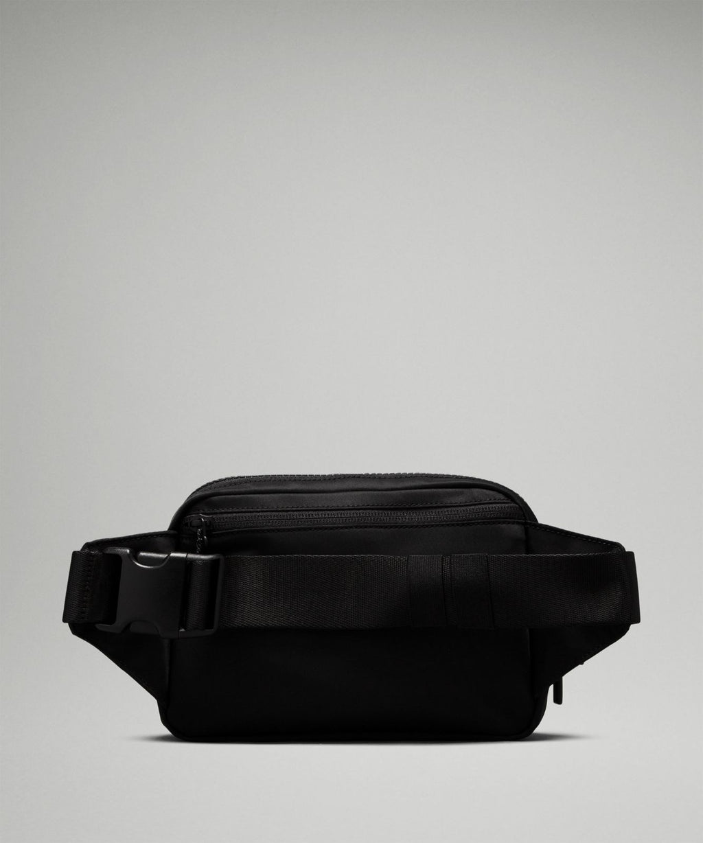 Everywhere Belt Bag Large 2L Black/Black