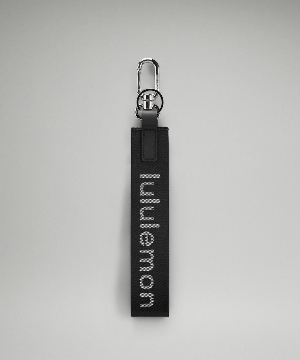 Never Lost Keychain Black/White