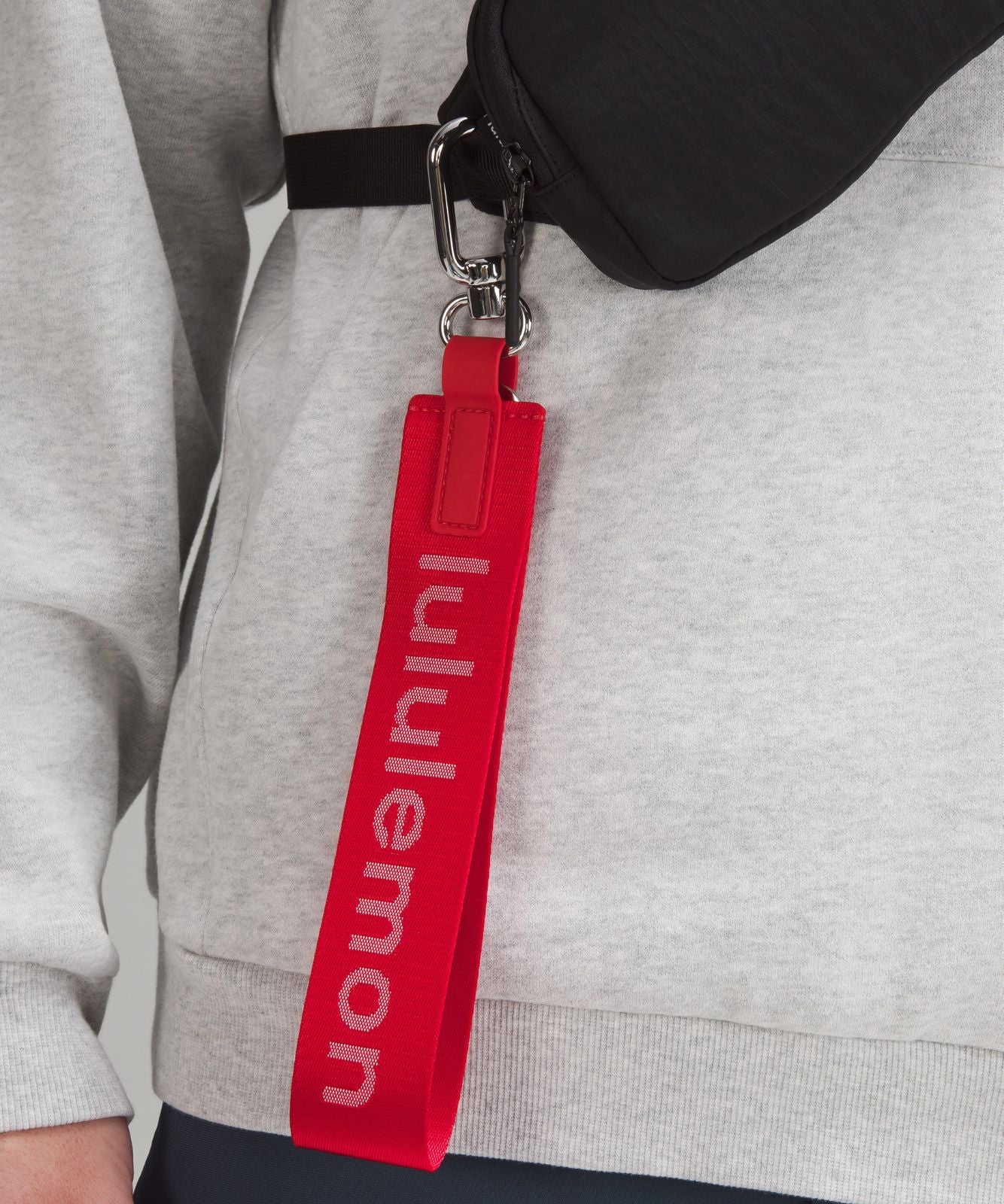 Never Lost Keychain Lululemon Red/White