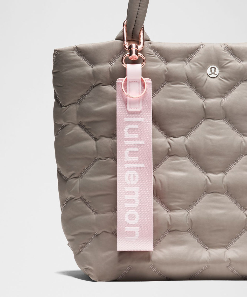 Never Lost Keychain Pink Pearl/White/Rose Gold