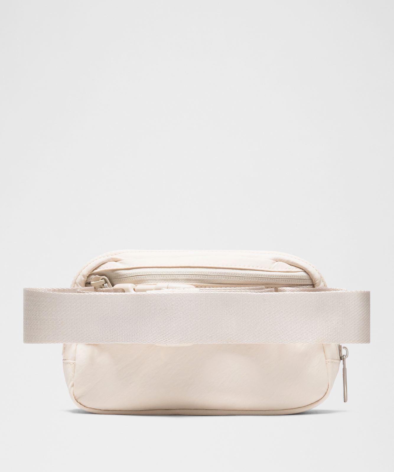 Everywhere Belt Bag 1L Light Ivory/Silver
