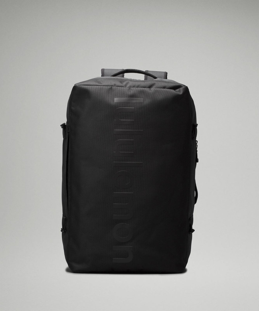 2-in-1 Travel Duffle Backpack 45L Black/Detours Welcome Emboss Black