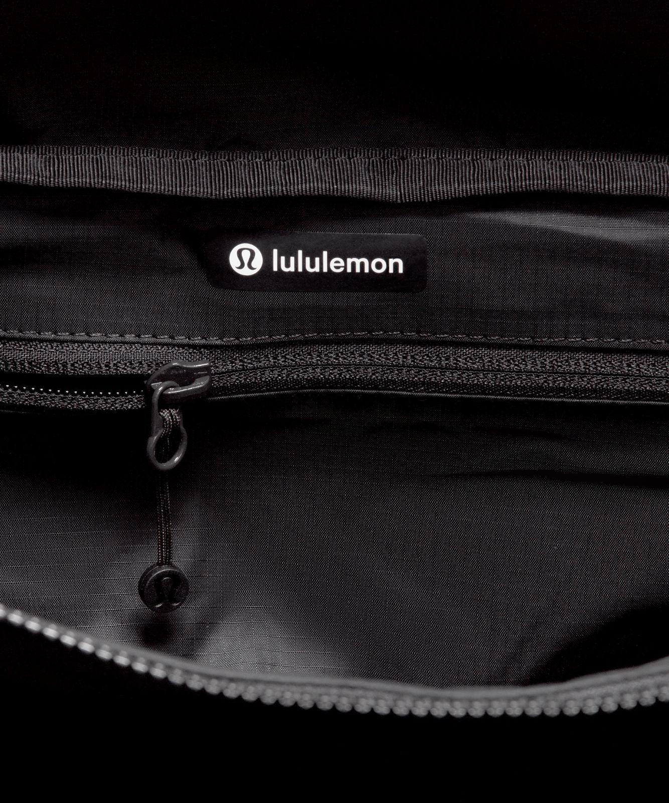 3-in-1 Gym Duffle Bag 30L Black/Traverse Grey
