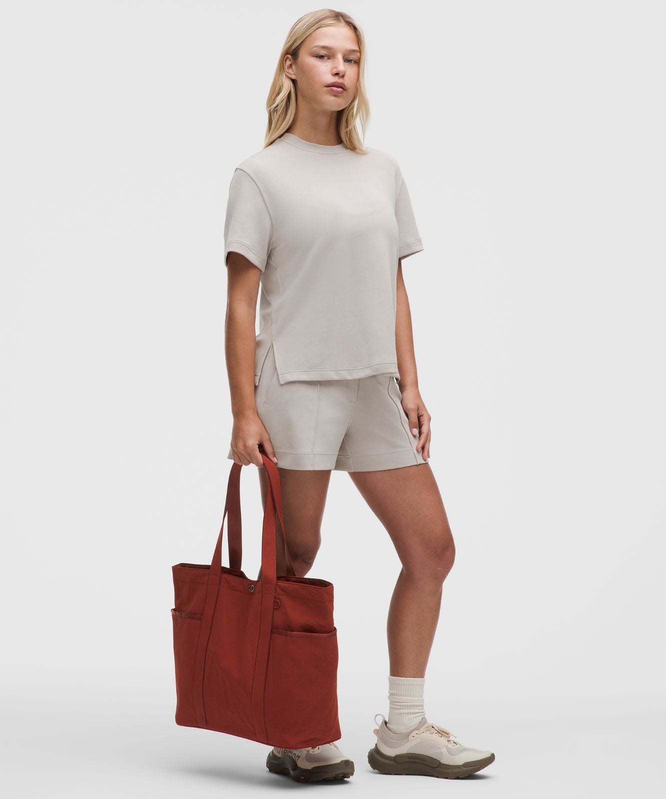 Daily Multi-Pocket Tote Bag 20L Cranberry Charm