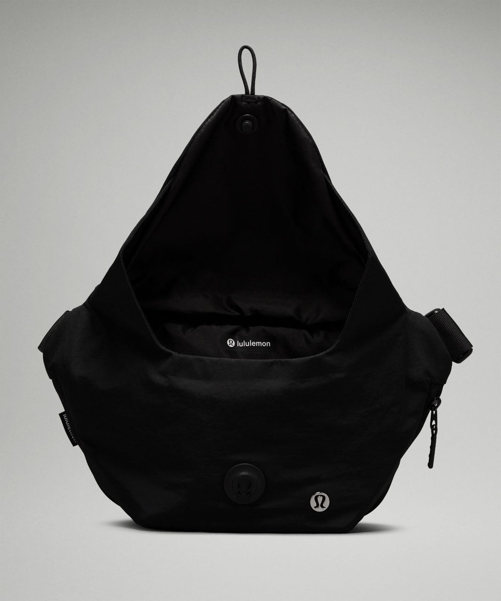 Curved Crossbody Bag 3L Black