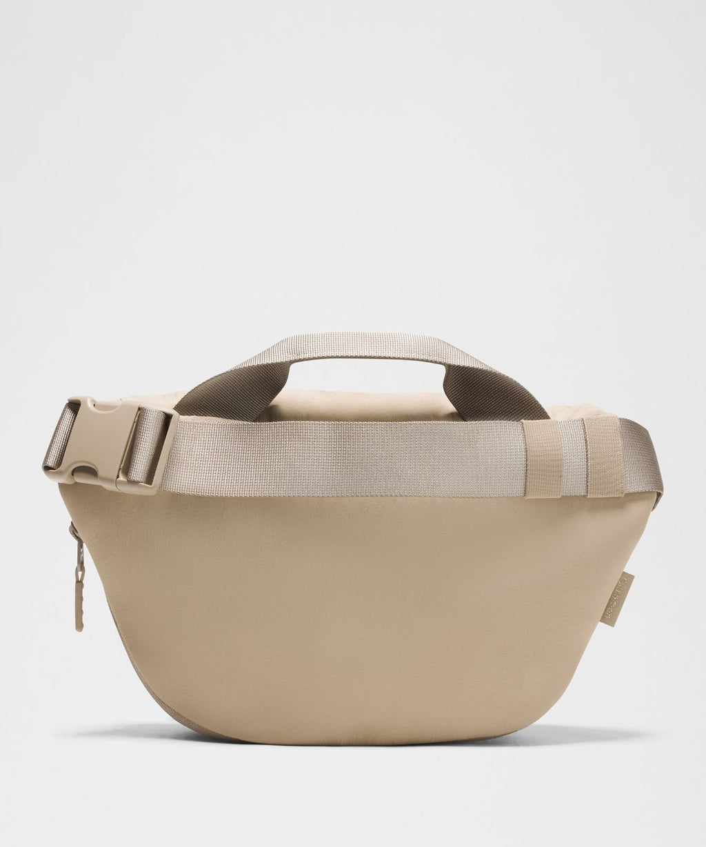 Curved Crossbody Bag 3L Wacky Khaki
