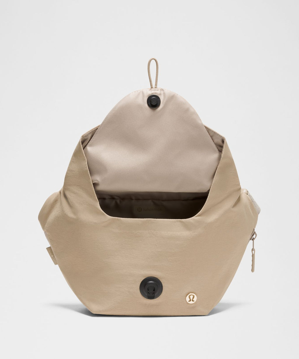 Curved Crossbody Bag 3L Wacky Khaki