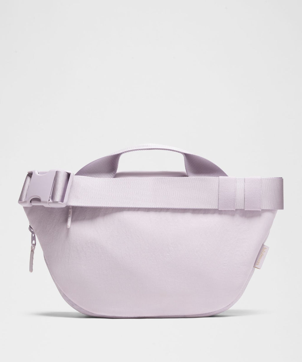 Curved Crossbody Bag 3L Faint Lavender