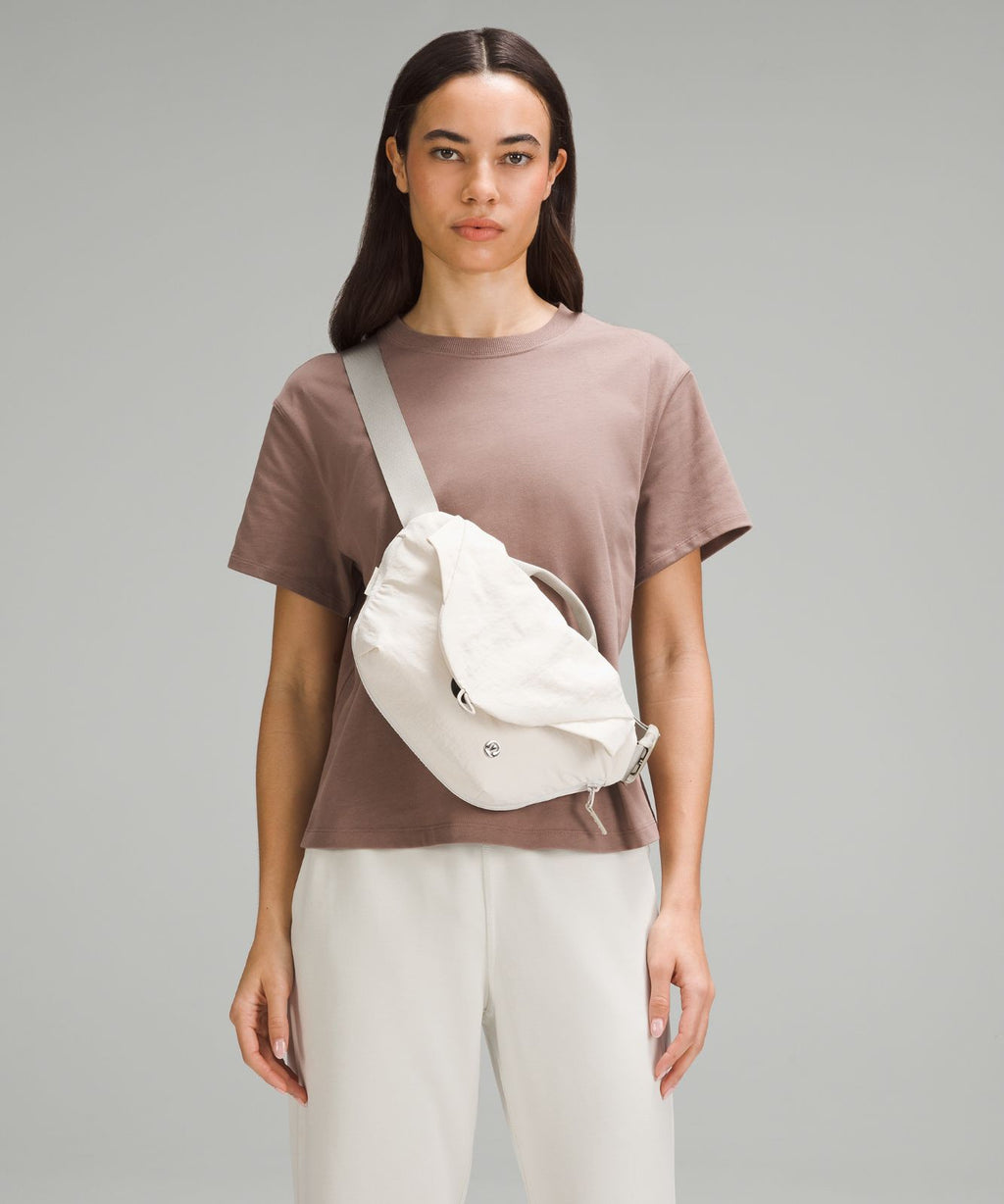 Curved Crossbody Bag 3L White Opal/Raw Linen