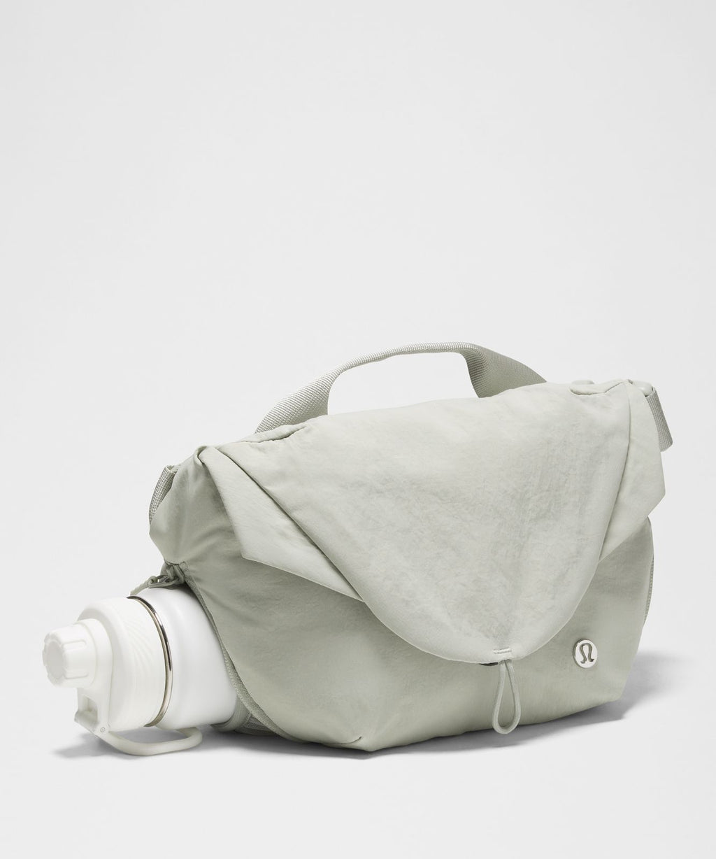 Curved Crossbody Bag 3L Meadow Haze
