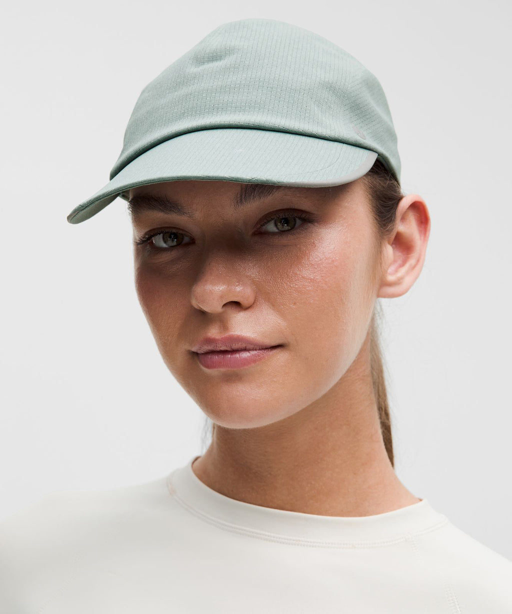 Fast and Free Running Hat *WovenAir Crater Blue