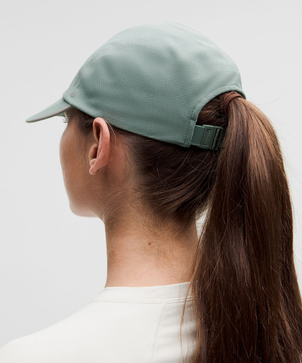 Fast and Free Running Hat *WovenAir Crater Blue