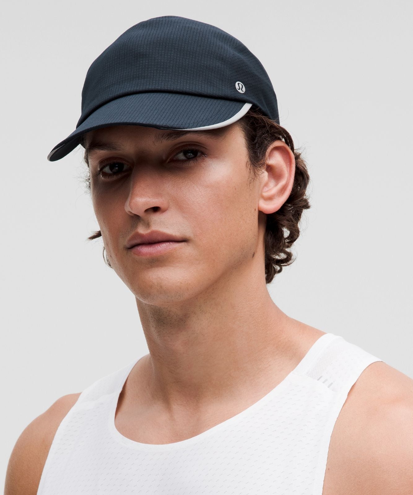 Fast and Free Running Hat *WovenAir True Navy