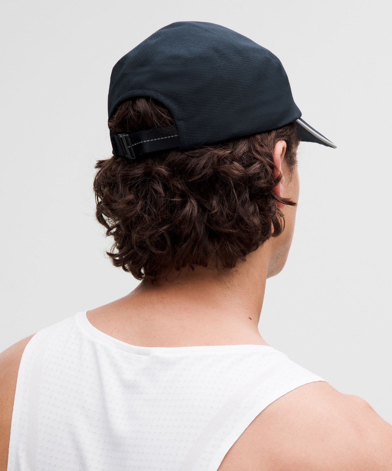Fast and Free Running Hat *WovenAir True Navy