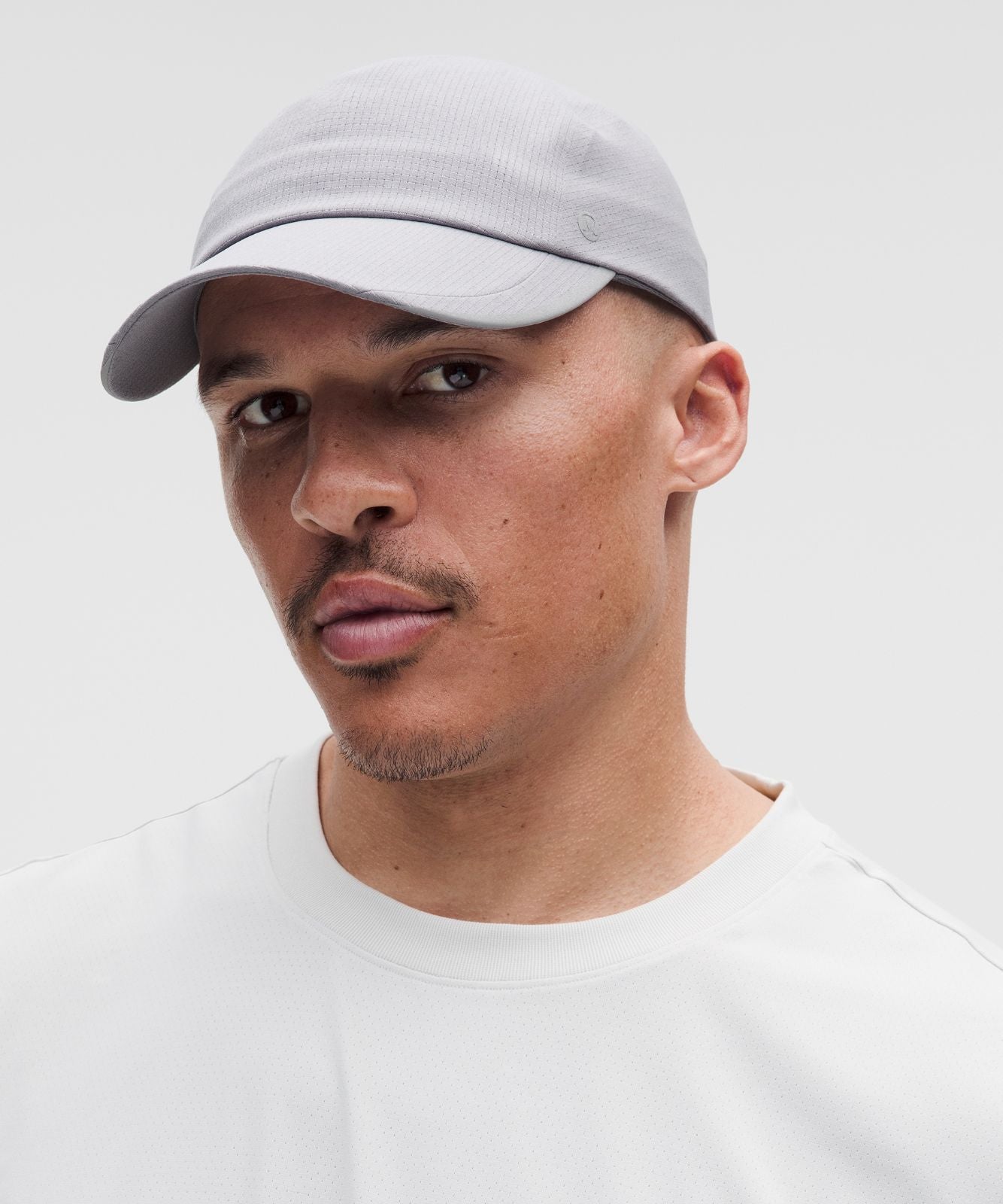 Fast and Free Running Hat *WovenAir Silver Sleet