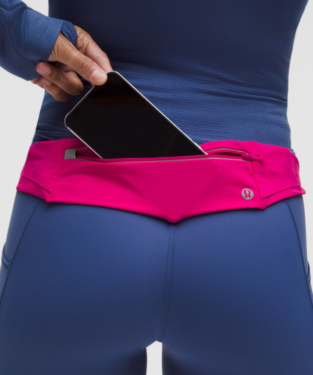 Fast and Free Running Belt Jewelled Magenta