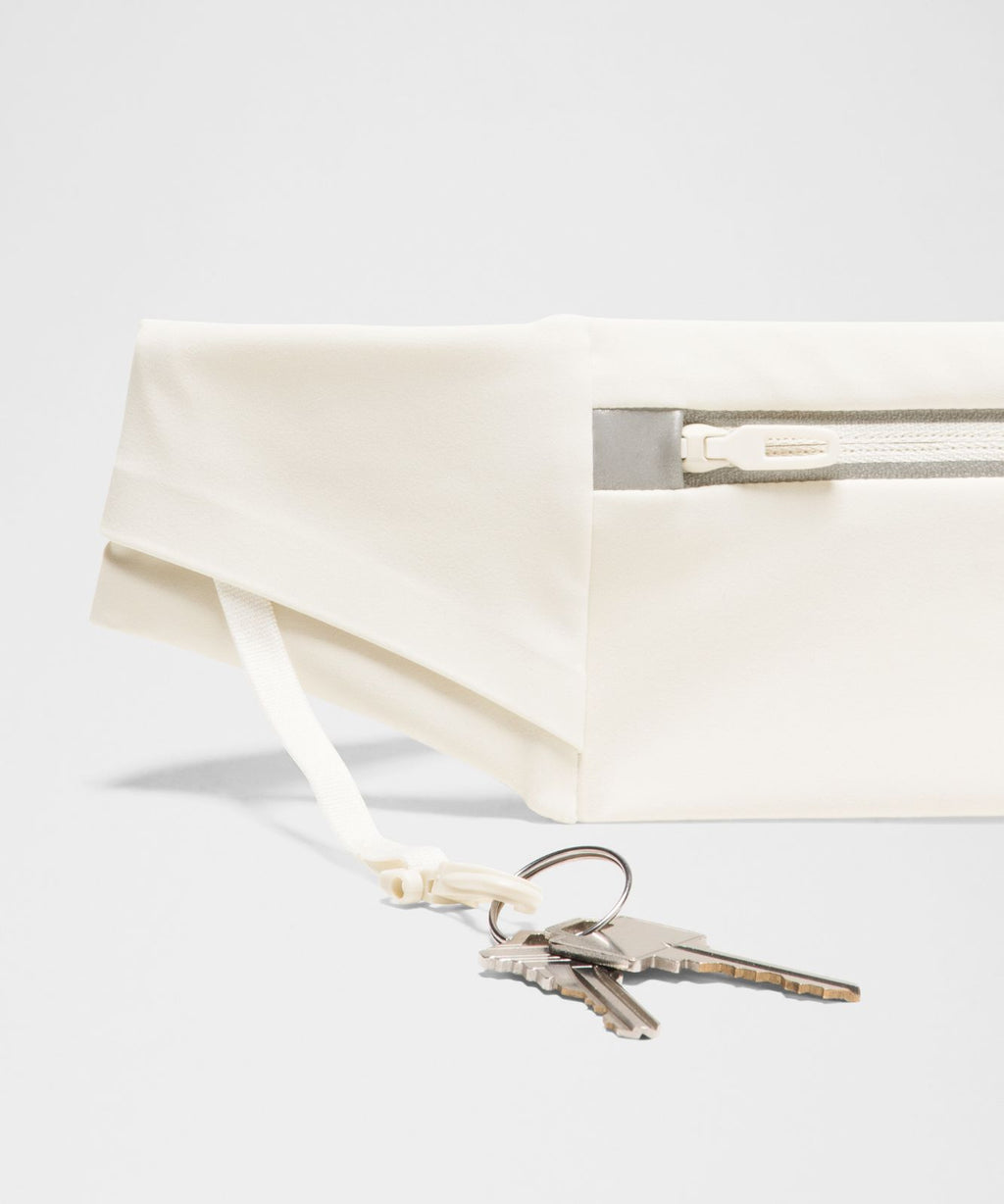 Fast and Free Running Belt Light Ivory