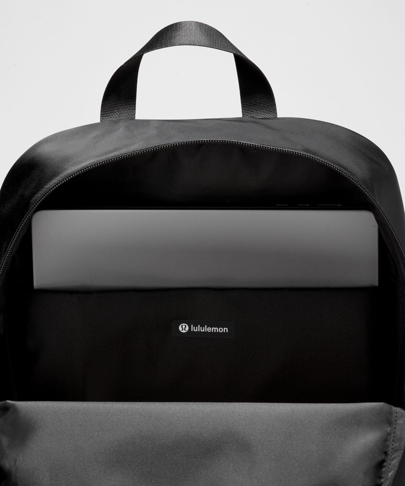 Everywhere Backpack 22L Black