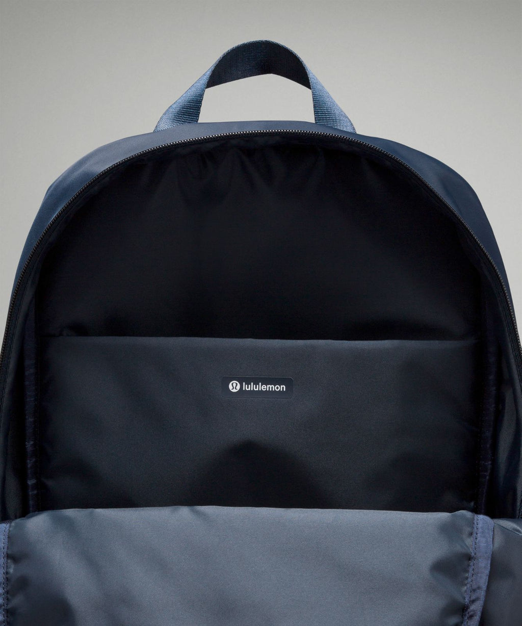 Everywhere Backpack 22L True Navy