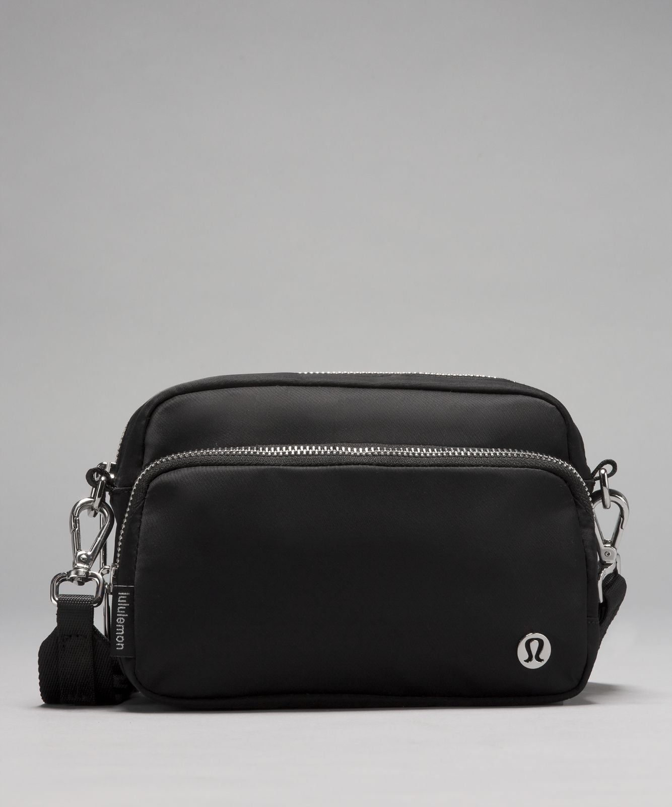 Everywhere Crossbody Bag 2L *Metal Hardware Black