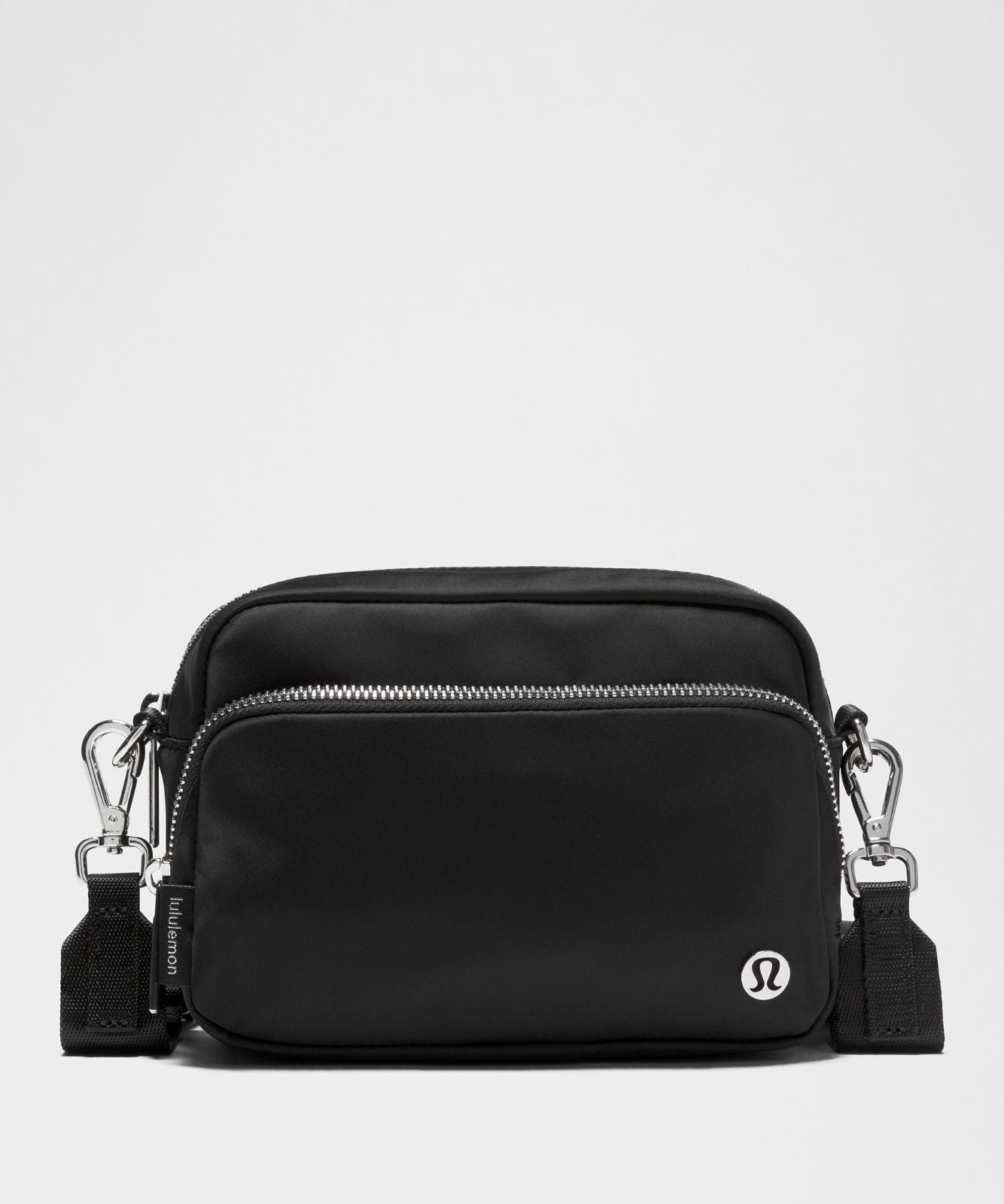 Everywhere Crossbody Bag 2L *Metal Hardware Black/Silver