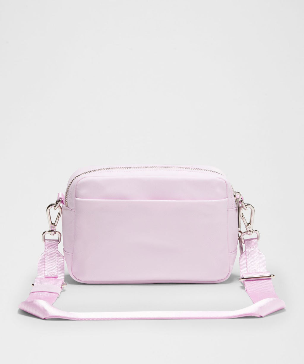 Everywhere Crossbody Bag 2L *Metal Hardware Pink Organza/Silver