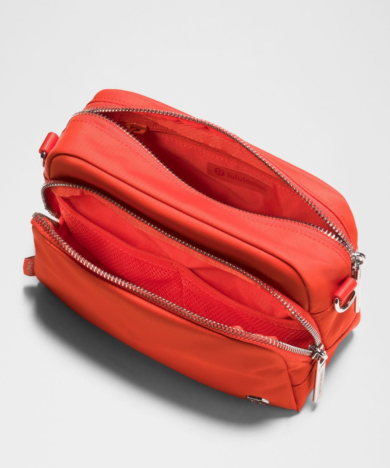 Everywhere Crossbody Bag 2L *Metal Hardware Cherry Ember/Silver