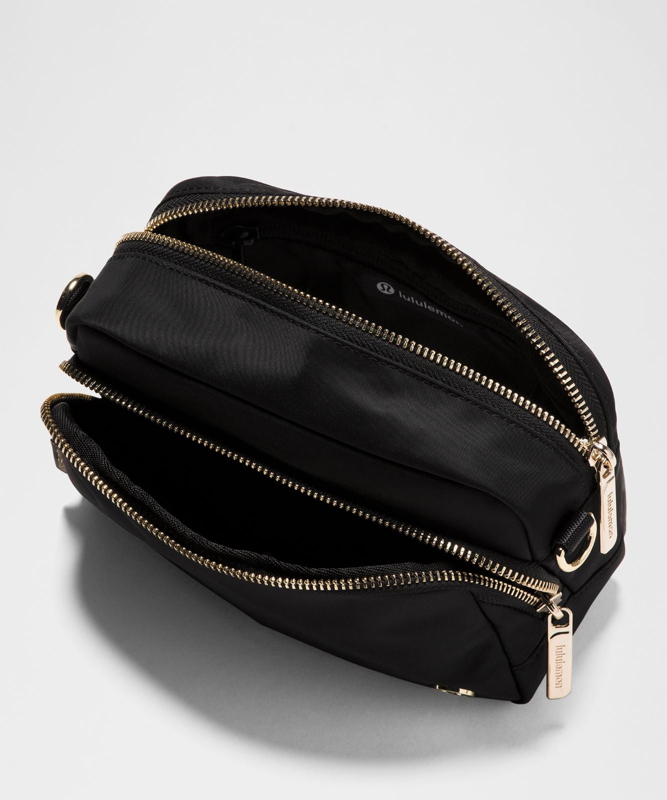 Everywhere Crossbody Bag 2L *Metal Hardware Black/Gold