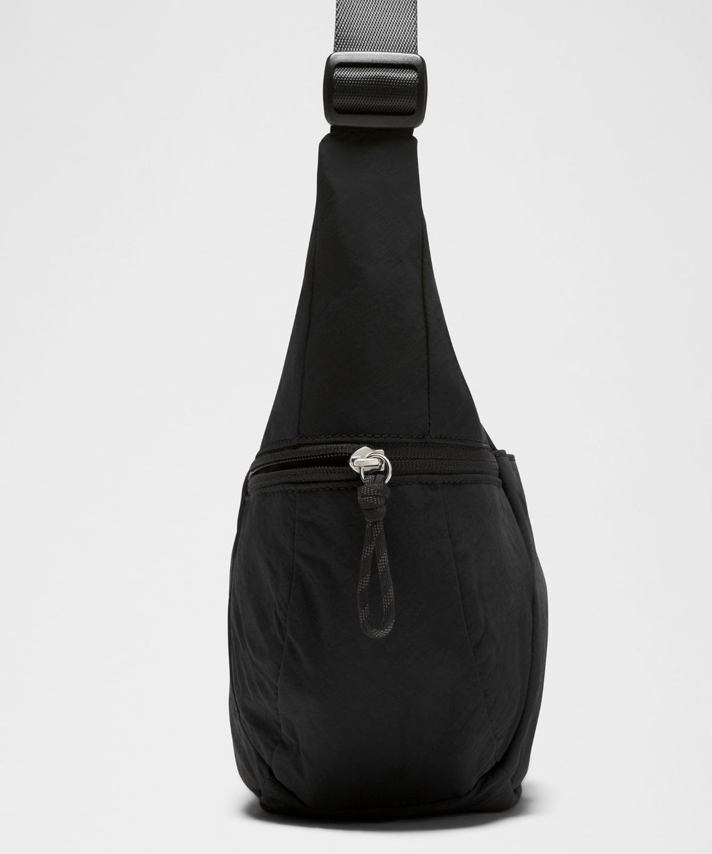 Slouchy Sling Bag 6L Black