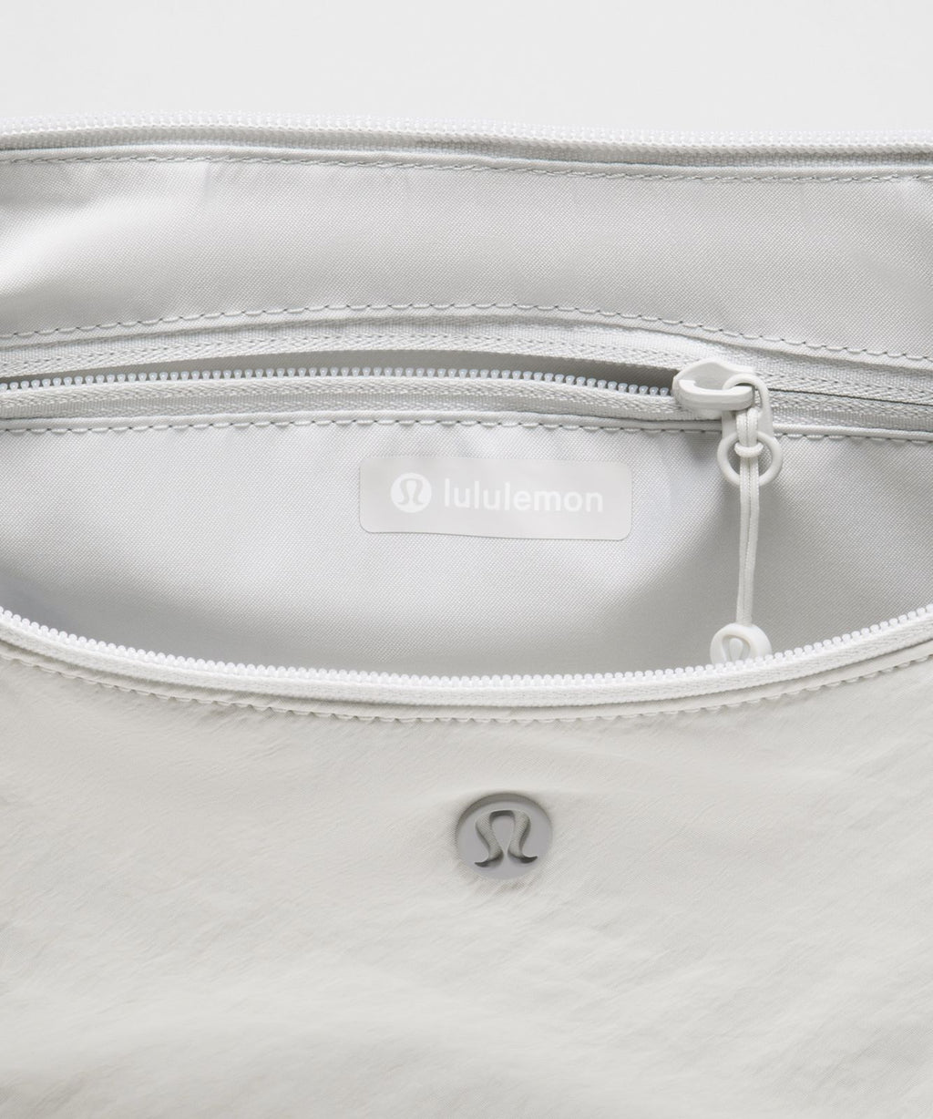 Slouchy Sling Bag 6L Vapor