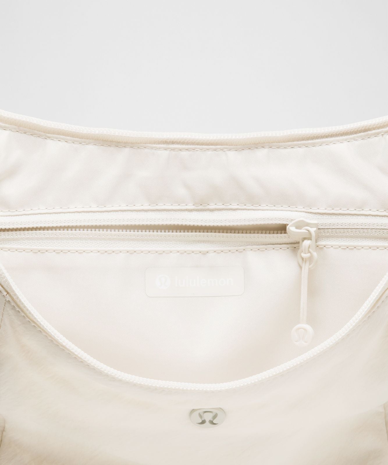 Slouchy Sling Bag 6L Light Ivory