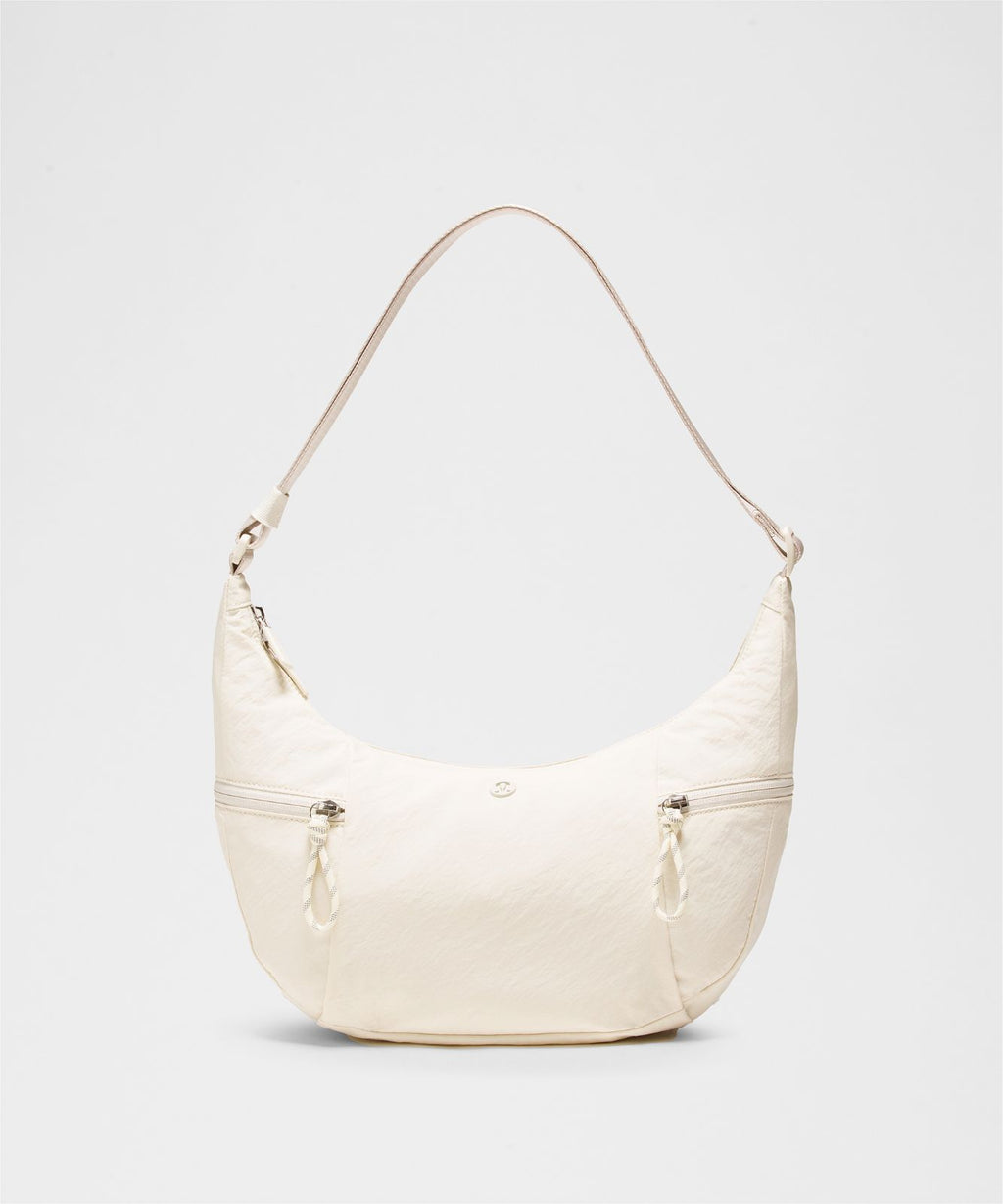 Slouchy Sling Bag 6L Light Ivory/Silver
